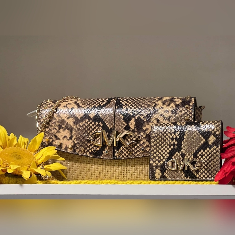 Michael Kors handbag and wallet